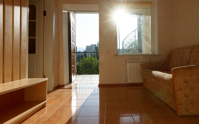 La Rose Guest House
