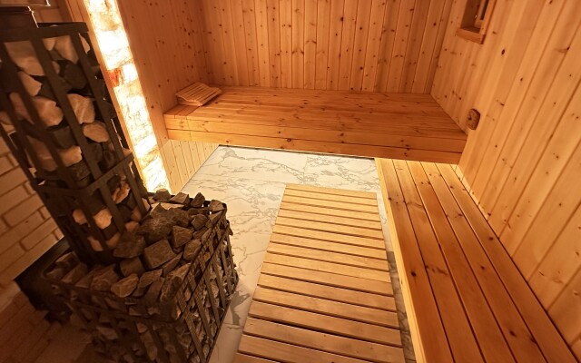 Less Guest House