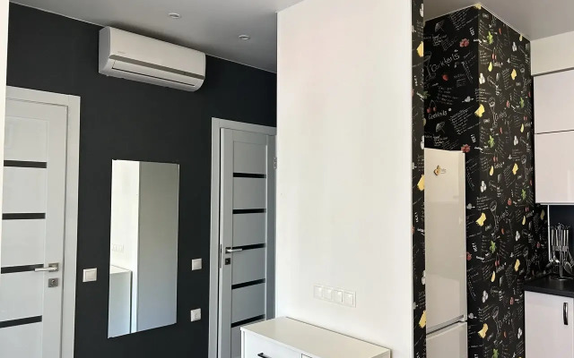 Na Volzhskoy 32a Apartments