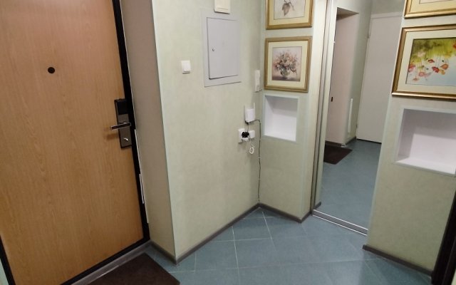 Na Lesotekhnikuma 26/2 Vblizi ot TRC Planeta Flat