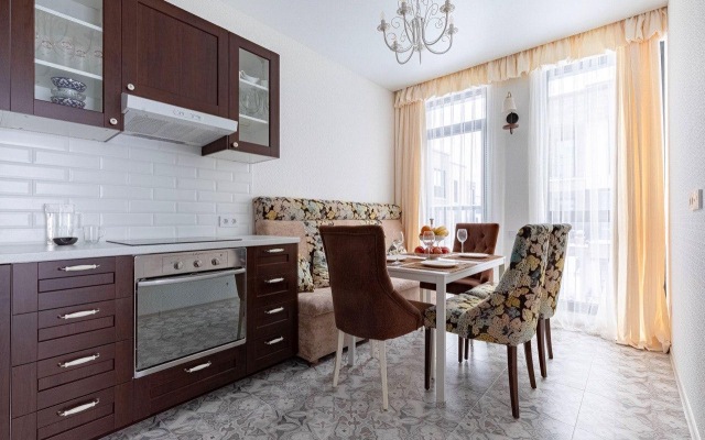 Okhta Park Adventure S Dvumya Spalnyami Apartments