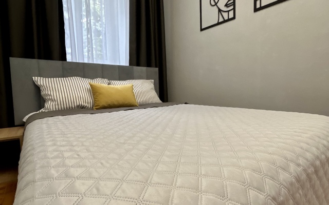 Na Ulitse Lenina 5v Flat