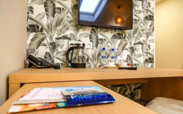 Dolphin Planet Hotel & SPA