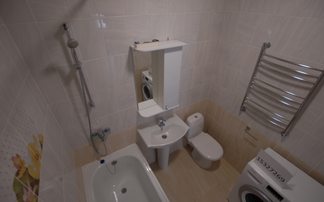 Three-Room Apartments for 4-6 People