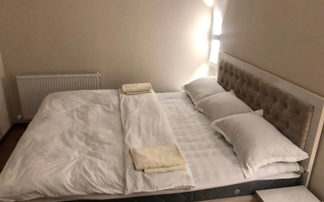 One Global Family Guesthouse Samarkand Apartments