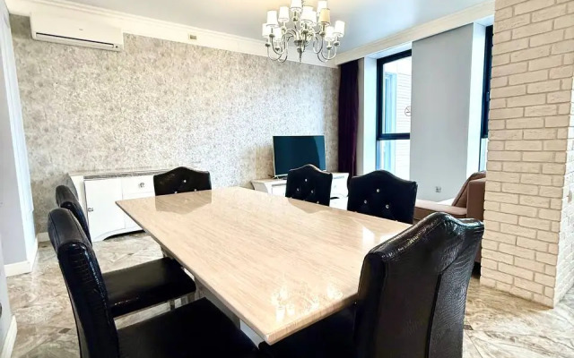 Апартаменты 509 Верхнеторговая площадь