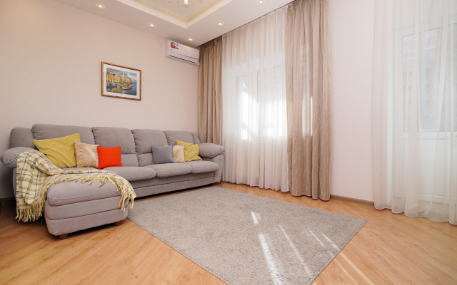 Na Ulitse Chistopolskaya 40 Flat