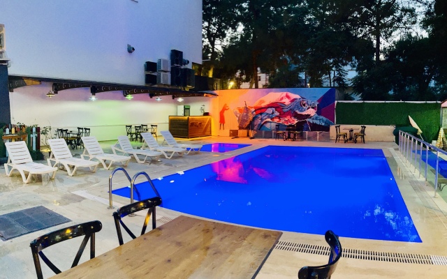 Grand LAVİN Hotel