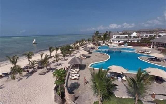Twiga Beach Resort & Spa