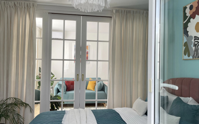 Uyutny Tsvetnoy Skandi Flat