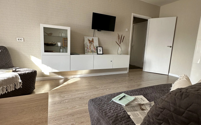 Flat Unikalnaya 2-Kh