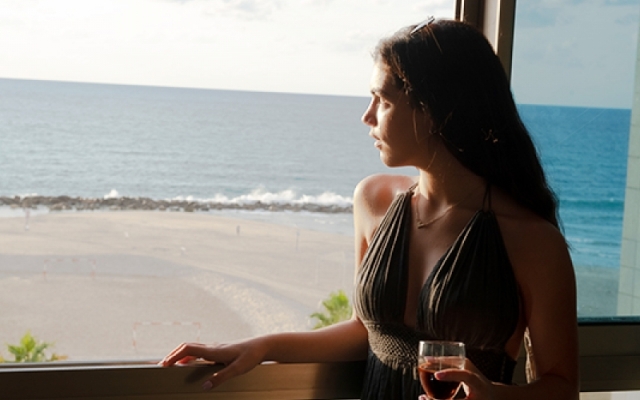 Luxury Suites by Notaly Ariel - Carmel Beach Apartments