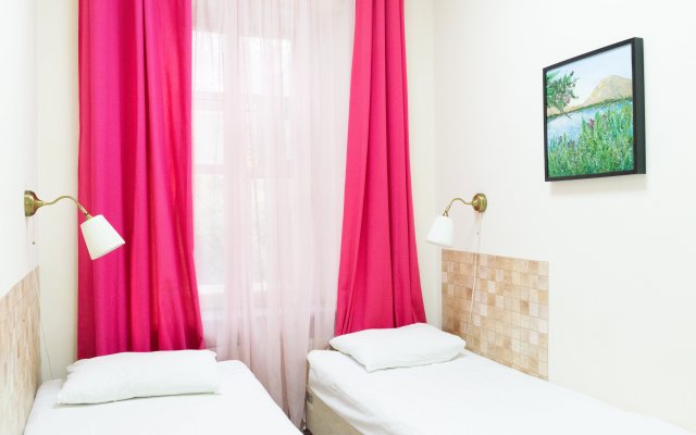 Хостел АртКапсул