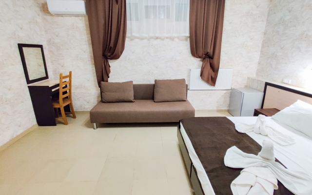 Na Bukovoy 4 Guest House