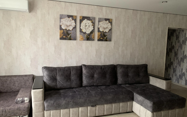 Sutochno Tobolsk Flat