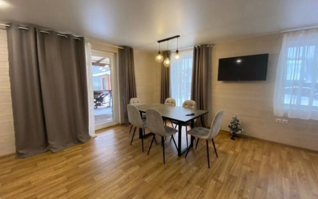 Частный Дом Ёлки 4