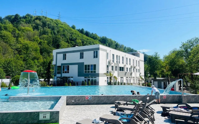 S Otdelnoy Spalney  S Dizaynerskim Remontom Apartments