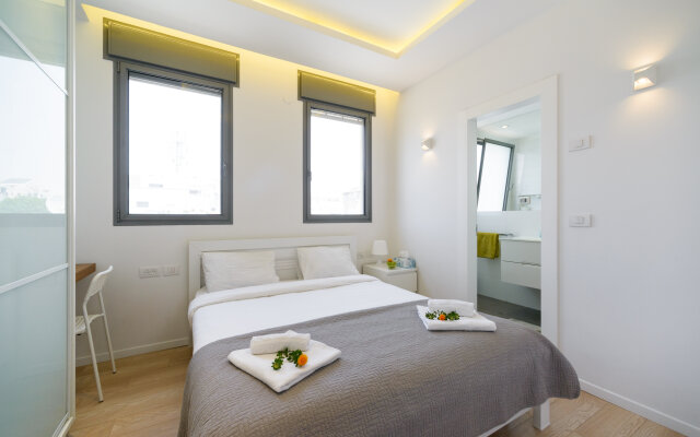 Апартаменты Comfort 3BR & Balcony by FeelHome
