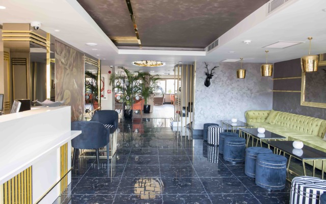 Sky Kamer Boutique Hotel