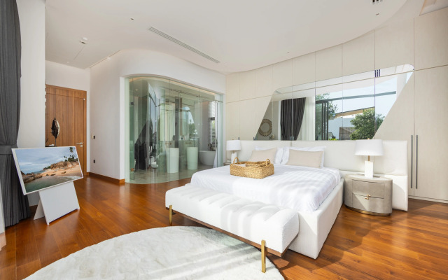 Zavaya 360 View Luxury Retreat with Pool Villa