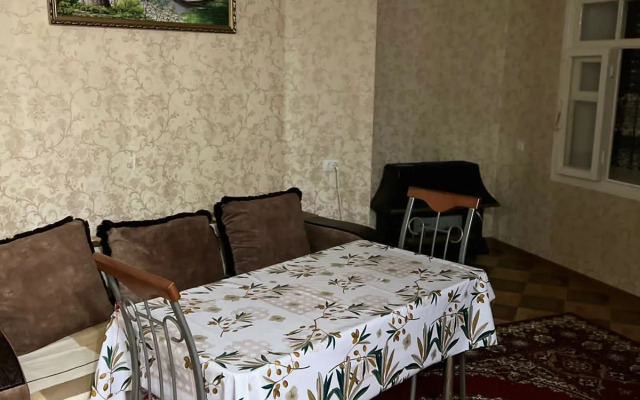 Частный дом В Стором городе в центре Дербента