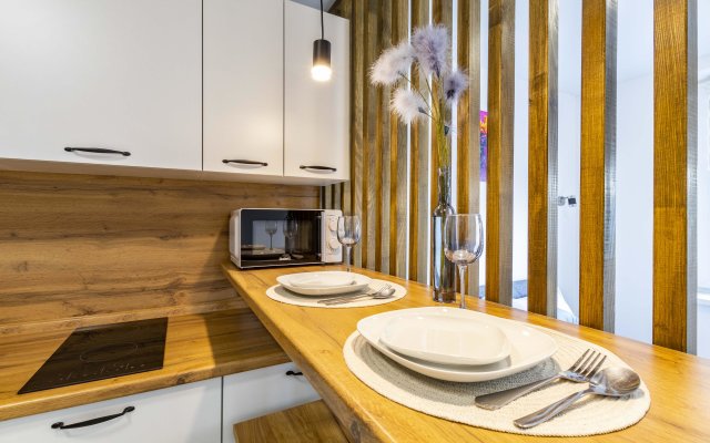 Апартаменты Stepanenkov на Готвальда 24/4 (А)