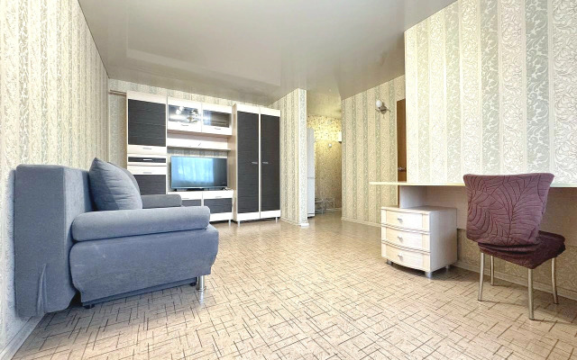 Квартира двухкомнатная в центре на Дзержинского рядом с РИАцентром