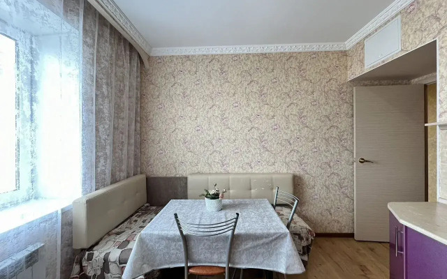 Na Ulitse Raimkulova 2 Flat