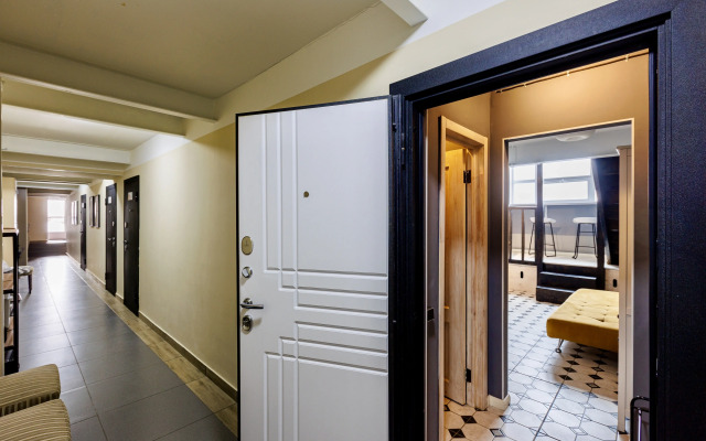 Dvukhurovnevaya S Terrasoy dlya pary Flat