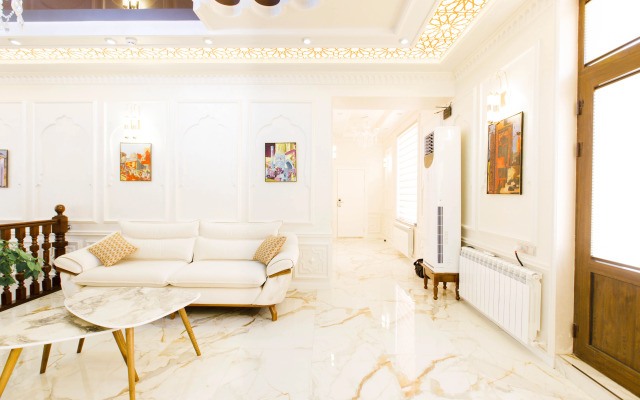 Dali Samarkand Hotel