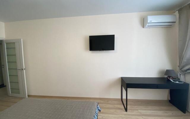 Verhnyaa Doroga 151/4 Apartments