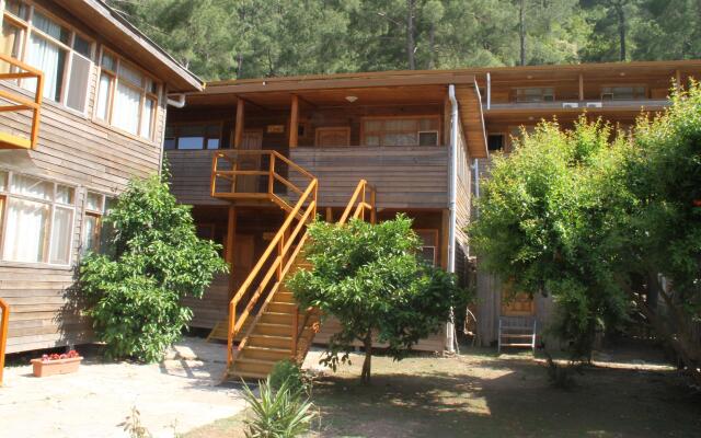 Отель Turkmen Tree Houses Hotel