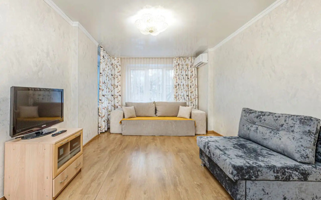 Квартира 3-комнатная квартира на проспекте Комсомольский