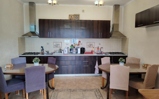 Ninel Guest House