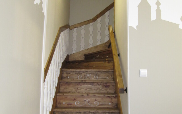 Мебелированные комнаты  Любимые