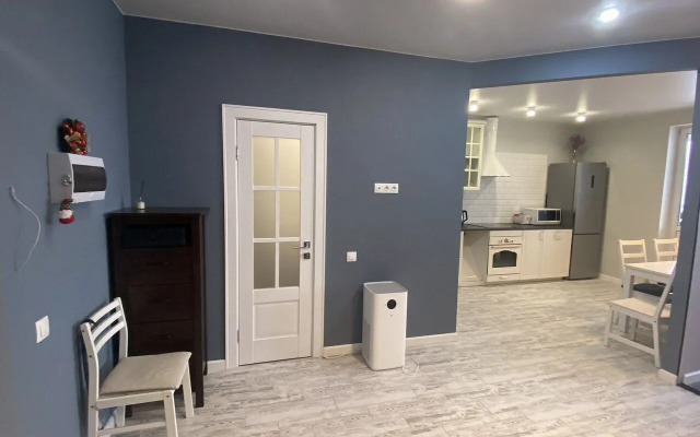 Квартира на Героев 18