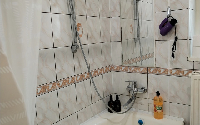 Uyutnaya V Tikhom Meste Flat