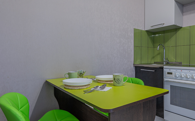 498 Na Uspenskom Prospekte Apartments