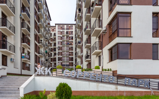 Uyutnaya dlya 4 gostey ryadom s parkom Yuzhnoy kul'tury Flat