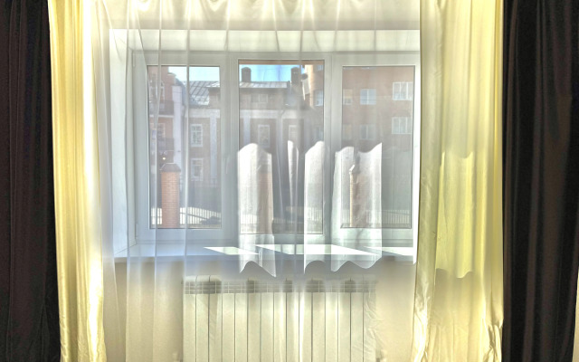 Na Kommunarov Flat