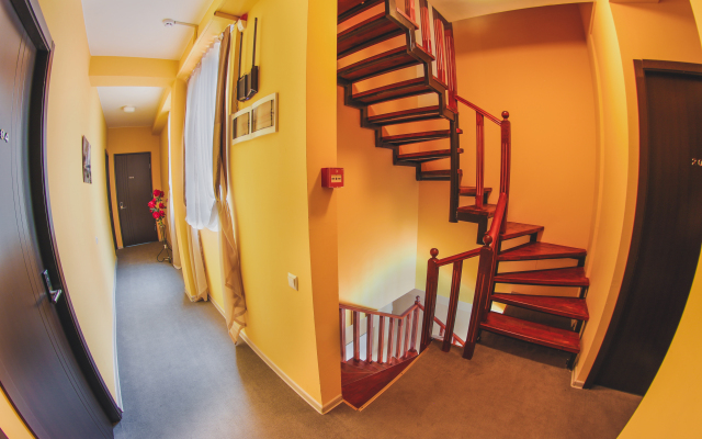 Rogas Home Hotel