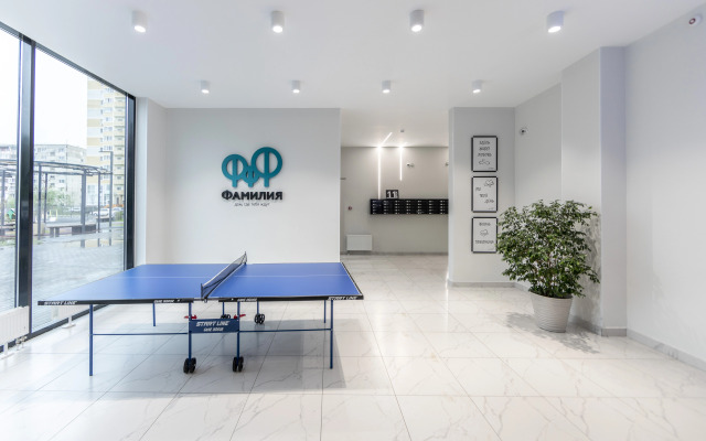 Na Muravlenko Naprotiv Akvaparka Vi doma Apartments