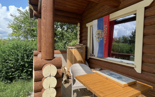 Masha I Medved Private House