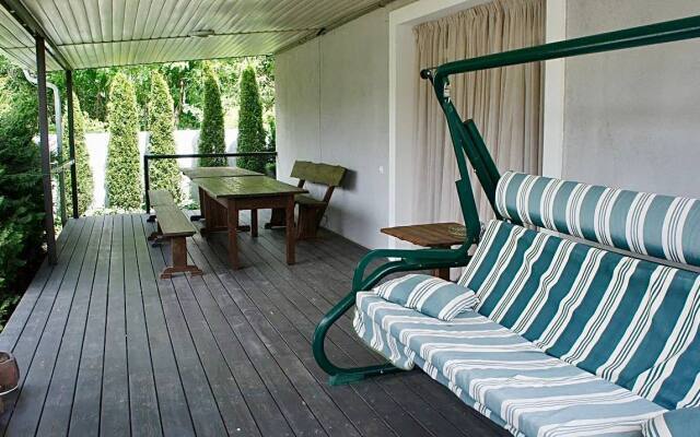 Maksimanit Guest House