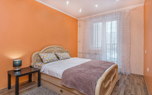 Na Bratyev Kashirinykh 131 Flat