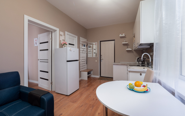 U Morya S Basseinom V ZhK Solnechnyij apt48 Apartment