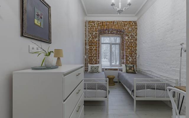 Oblomov V Tobolskikh Kazarmakh Flat