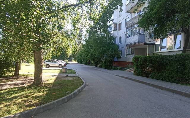Uyutnaya Na U.gromovoy Flat