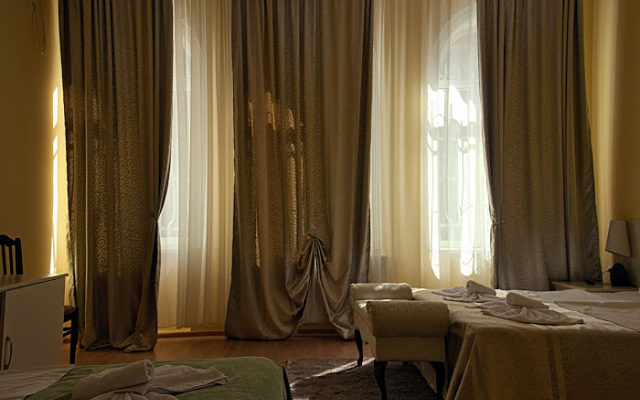 Tbilisi Garden Hotel