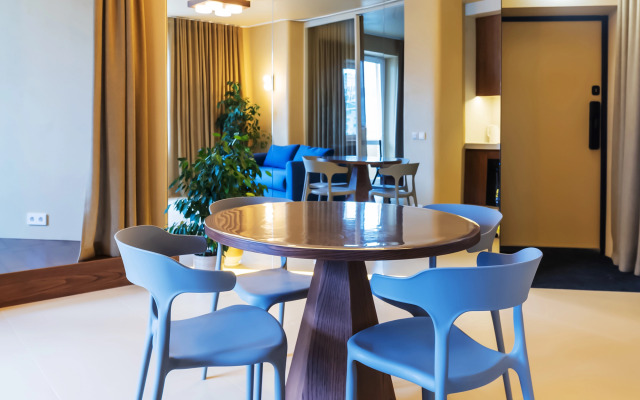 Апартаменты Дизайнерская на Грушевке